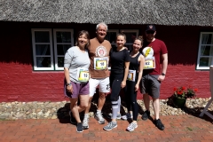 Startnummer 18: Familie Eilers / Eddiehausen vorm Start am Noorderstrunwai