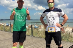 Startnummer 421: Startvorbereitungen in Scharbeutz mit Klaus (Startnummer 499)