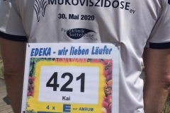 Startnummer 421: Trikot und Startnummer sitzen...