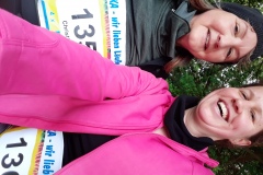 Startnummer 136: Liebe Grüße aus der Leinemasch in Hannover von Christine (135) und Caro (136)!!